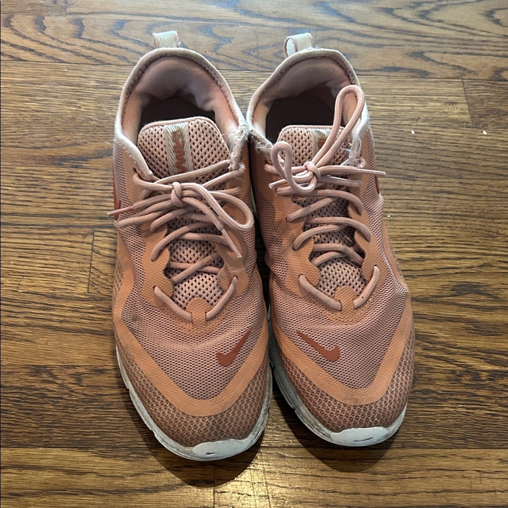 Nike Peach and White Running Shoes Women’s Size 8